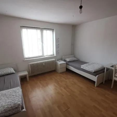 2 - Max 7 Personen Lejlighed